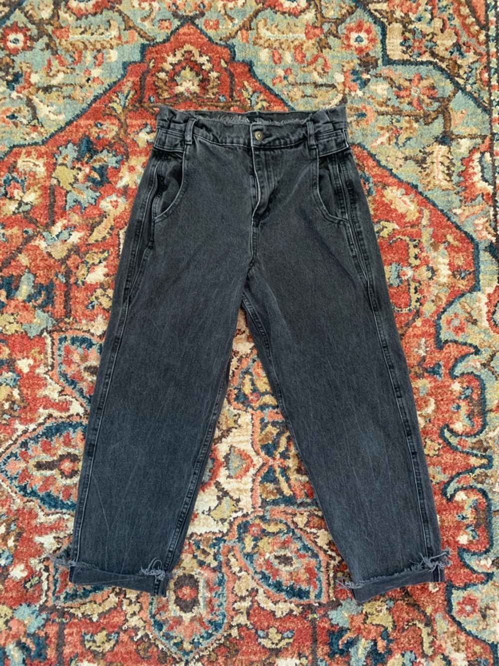 Zara Women's Black Washed Ankle Crop Jeans